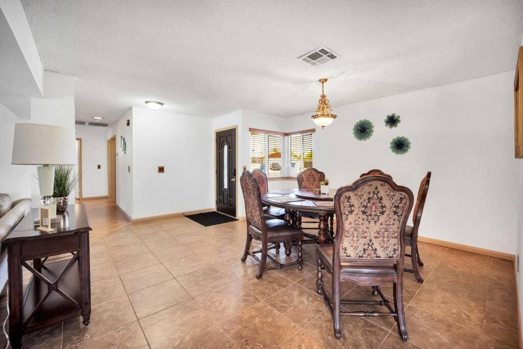 Centrally Located Spacious Vacation Hom 13 M Strip Las Vegas Exterior photo